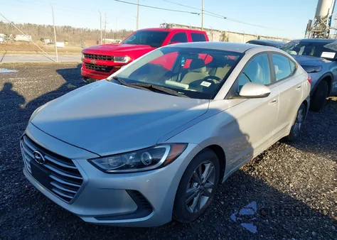 2017 Hyundai Elantra Se из США, поврежденный, VIN 5NPD84LFXHH180295